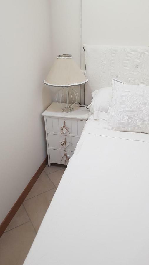 A 7 Km Da Salo' Casa Del Sole Mansarda Apartman Gavardo Kültér fotó